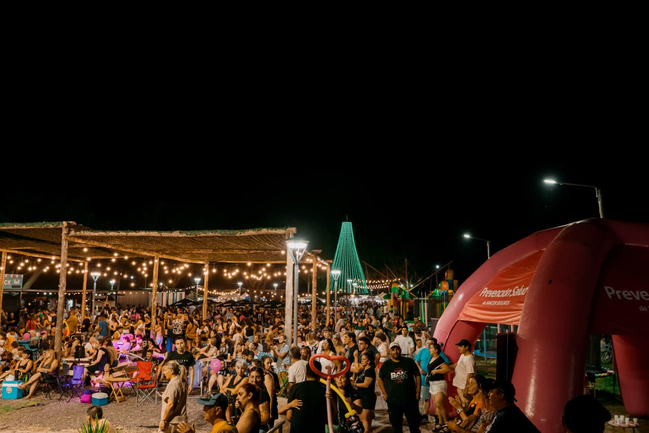 Talleres, shows en vivo y sorteo de bicis: Funes se prepara para una noche mágica con la llegada de los Reyes